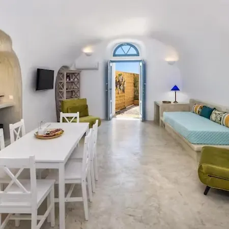 Hidden Gem * סנטוריני